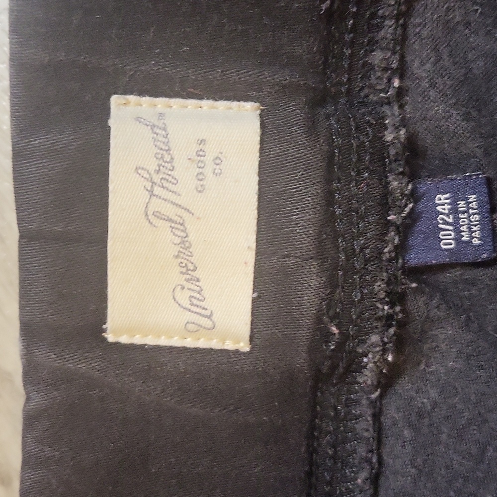 Universal Thread Jeans - Picture 4 of 8